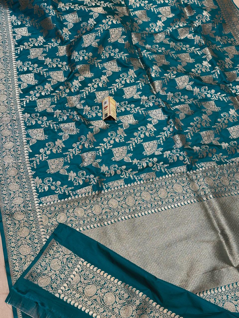 Banaras 100% pure katan silk Saree with allover real zari weave antique jaal weave