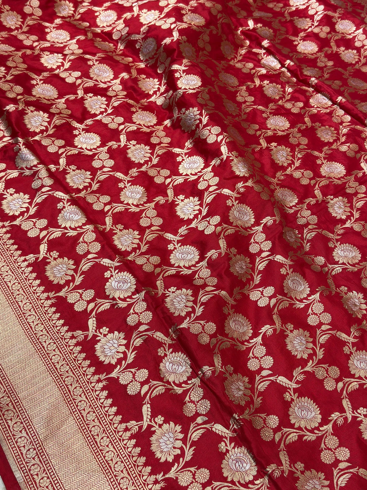Banaras 100% Pure katan Silk Saree with allover beautiful Sona Roopa Mina design