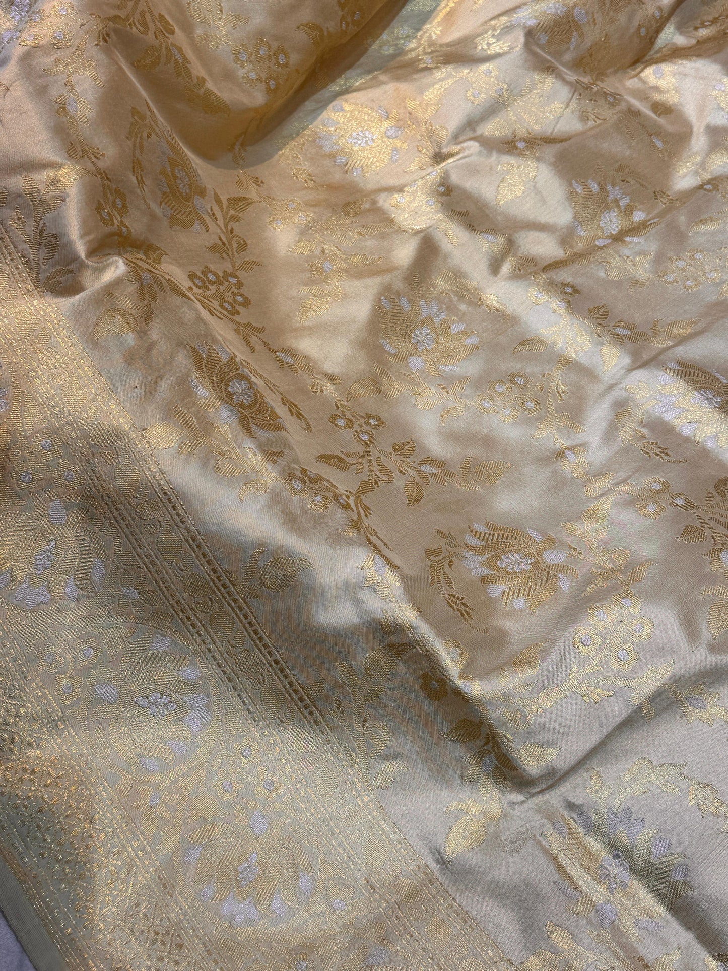 Banaras 100% Pure katan kadua Silk Saree with allover beautiful kadua mina Jaal On full body