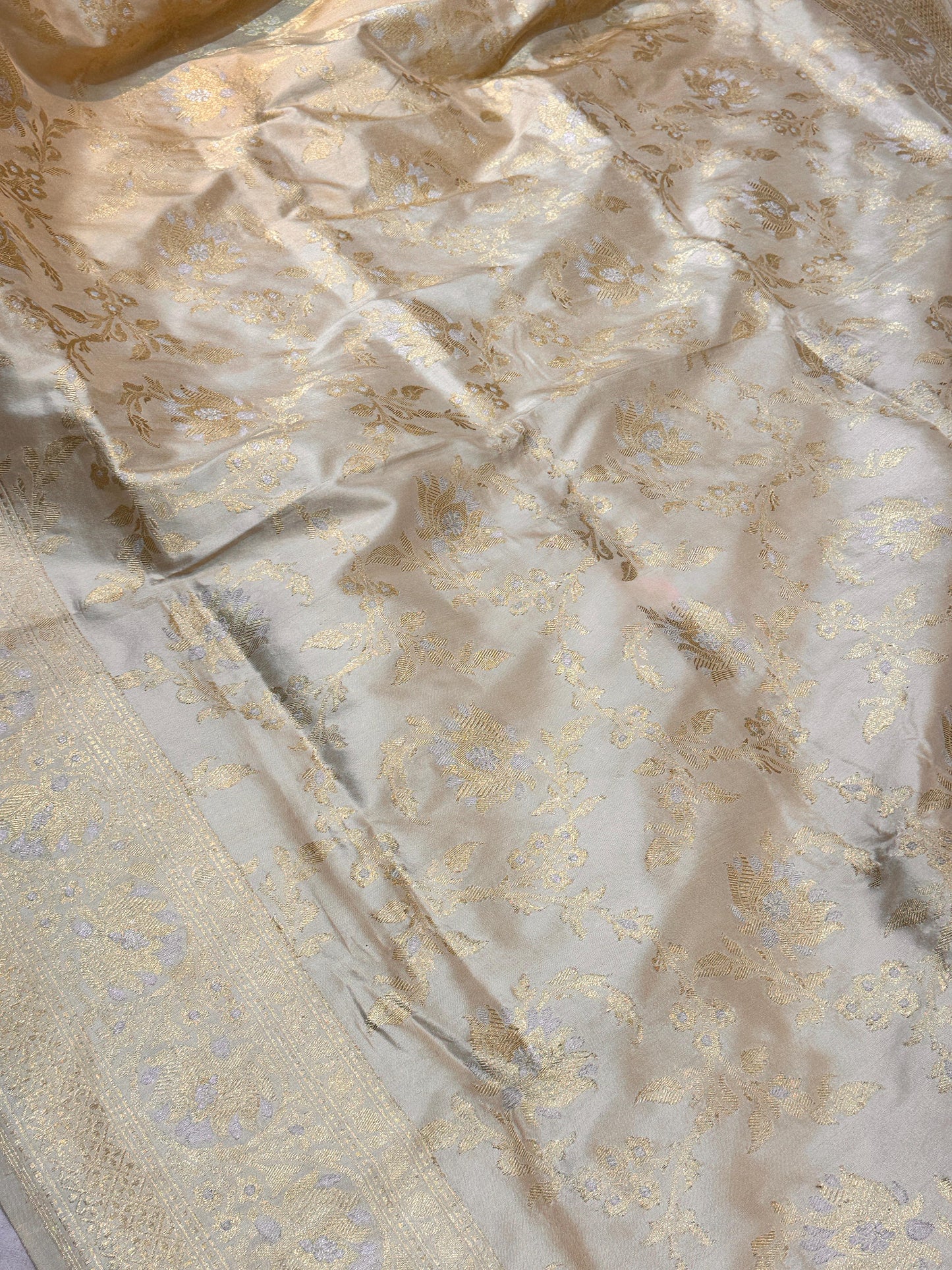 Banaras 100% Pure katan kadua Silk Saree with allover beautiful kadua mina Jaal On full body