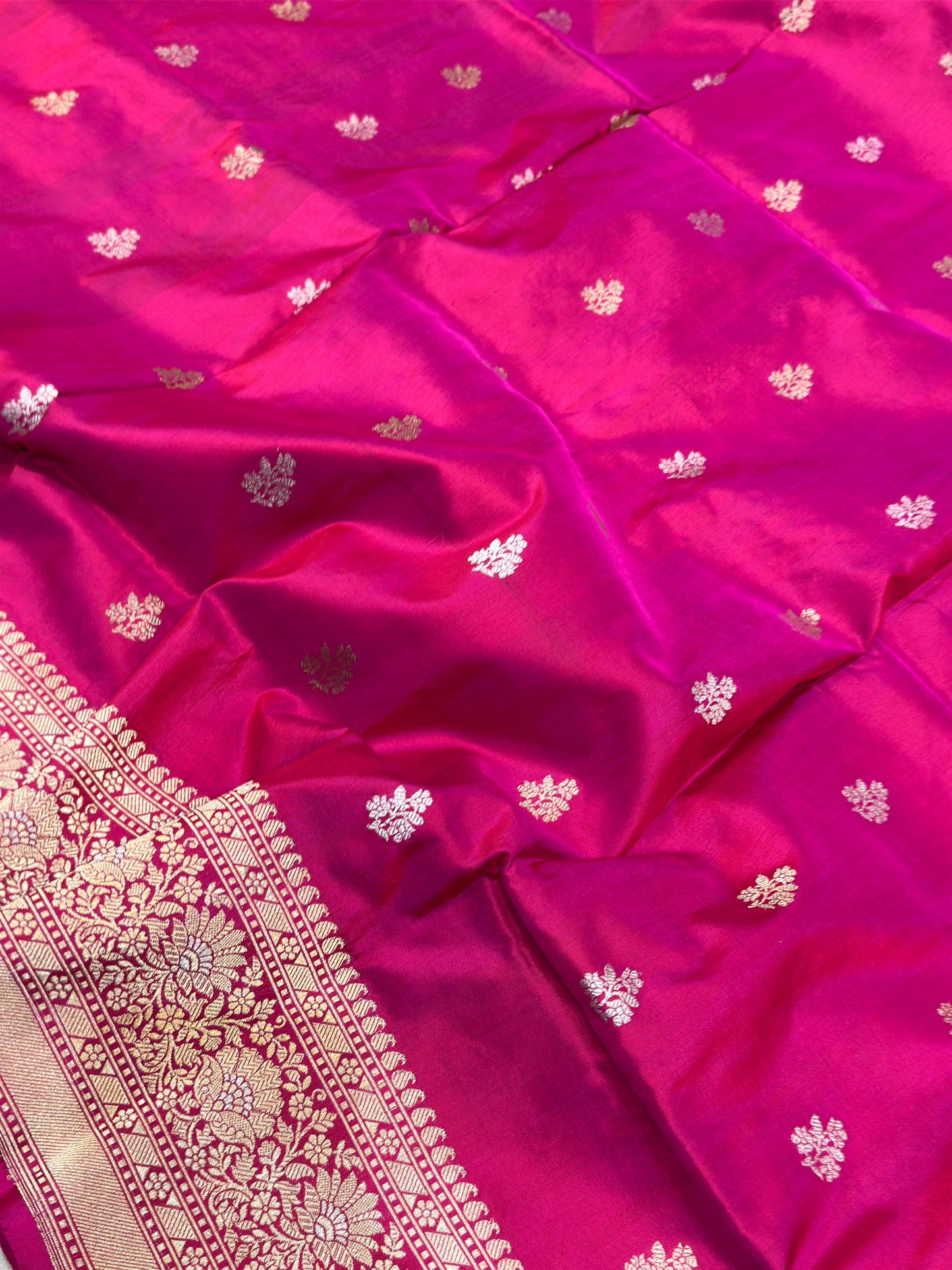Banaras 100% Pure katan Silk Saree with allover beautiful Sona Roopa kadua Buti design On full body with water zari