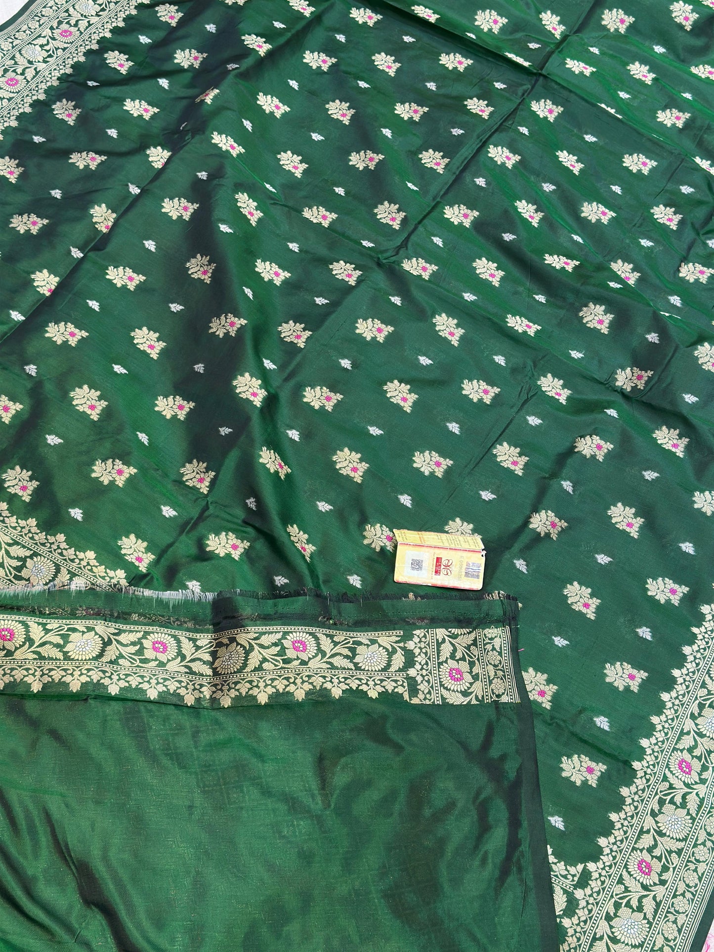 Banaras 100% Pure katan Premium Minakari Silk Saree with allover beautiful Minakri Buta design