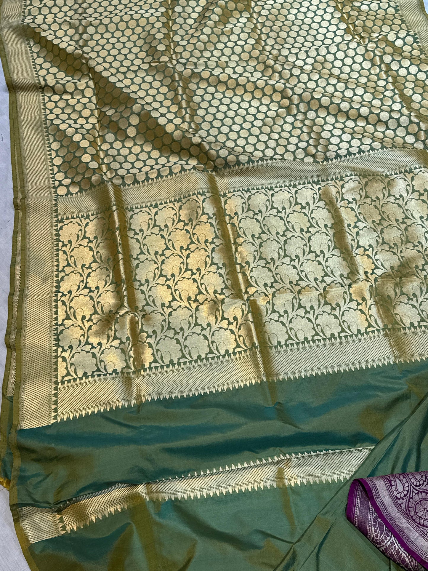 Banaras 100% pure katan silk Saree with premium real silk saree (Light Green Dual shaded)