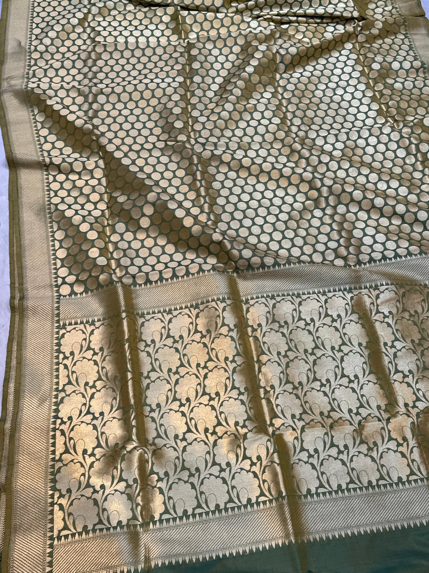 Banaras 100% pure katan silk Saree with premium real silk saree (Light Green Dual shaded)