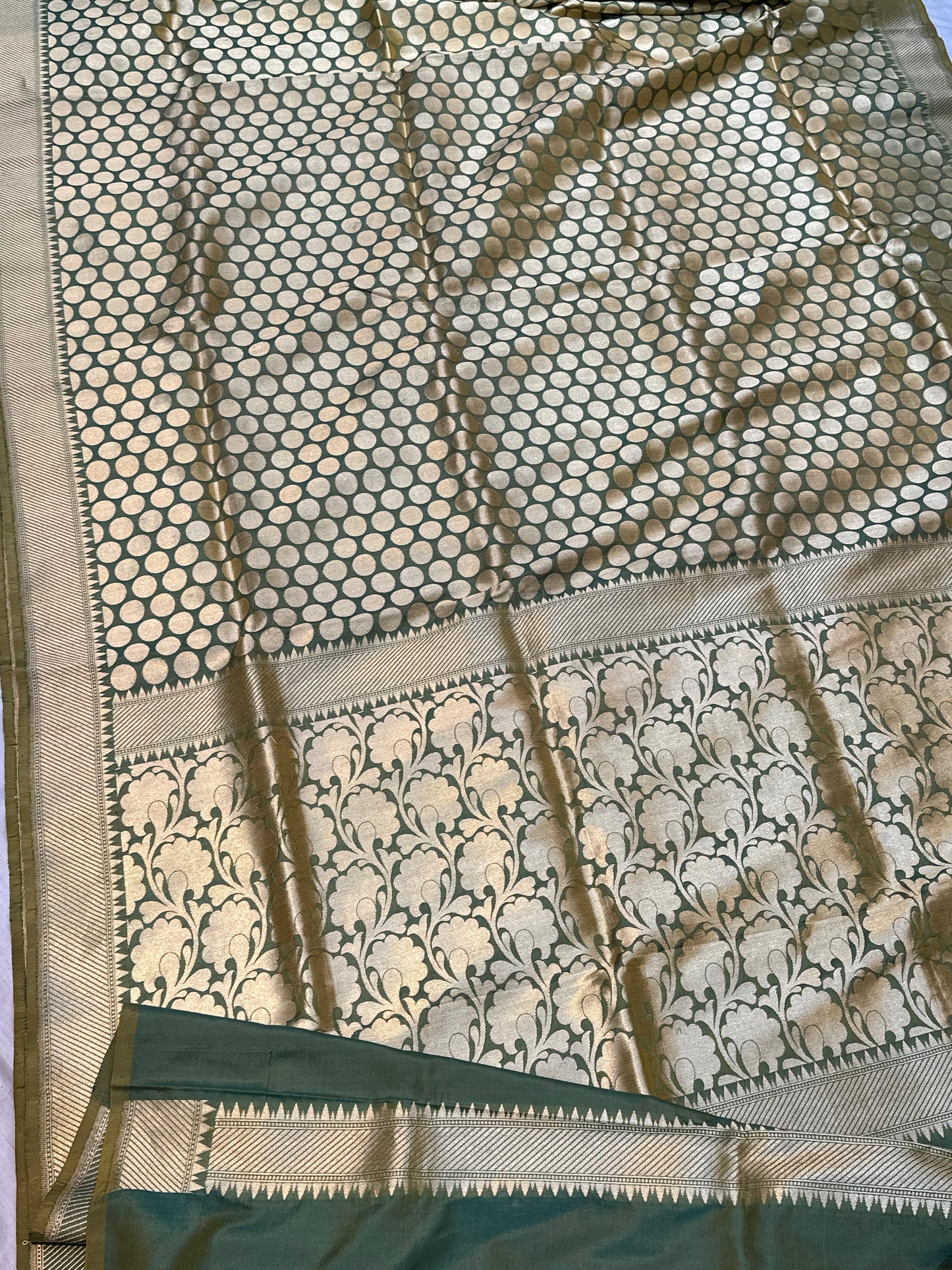 Banaras 100% pure katan silk Saree with premium real silk saree (Light Green Dual shaded)