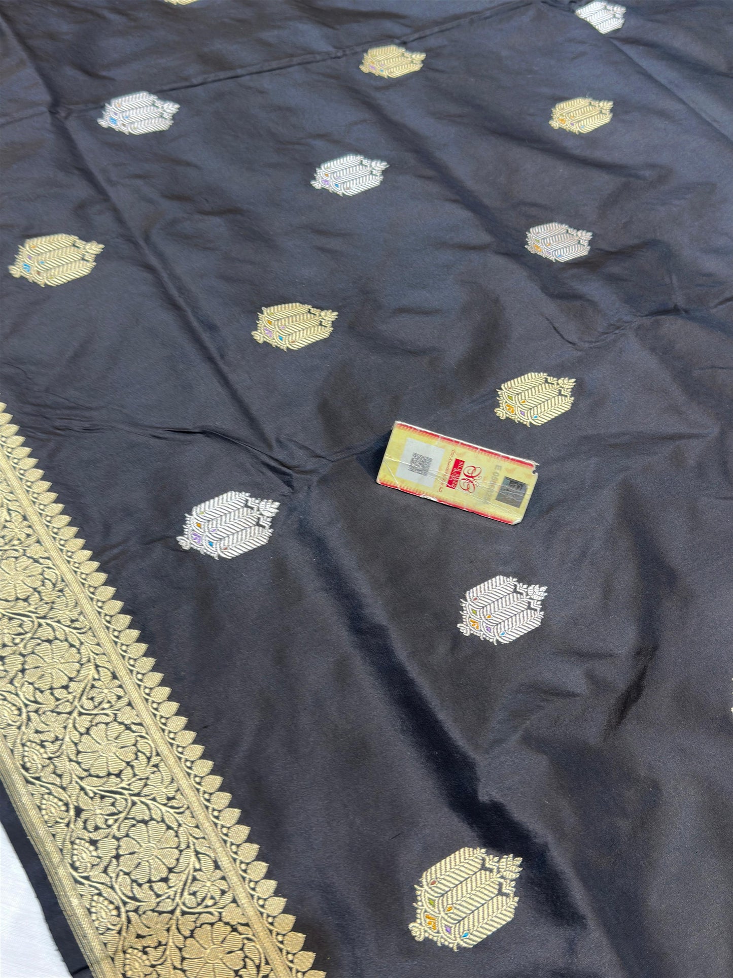 Banaras 100% pure katan kadua silk Saree with premium real silk saree (Black)
