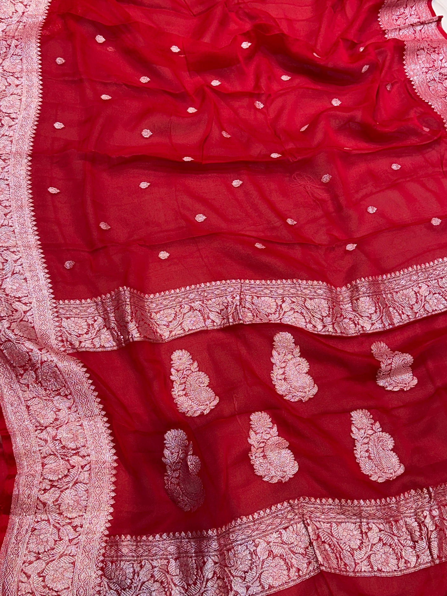 Banaras 100% Pure Khaddi Chiffon kadua silk Saree with allover silver zari weave buti design