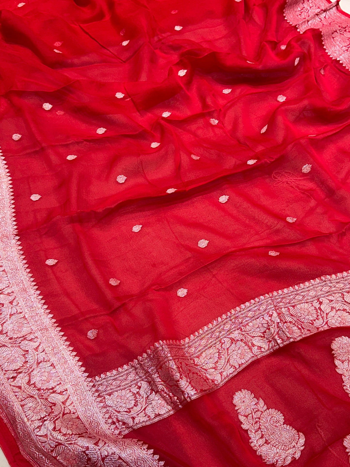Banaras 100% Pure Khaddi Chiffon kadua silk Saree with allover silver zari weave buti design