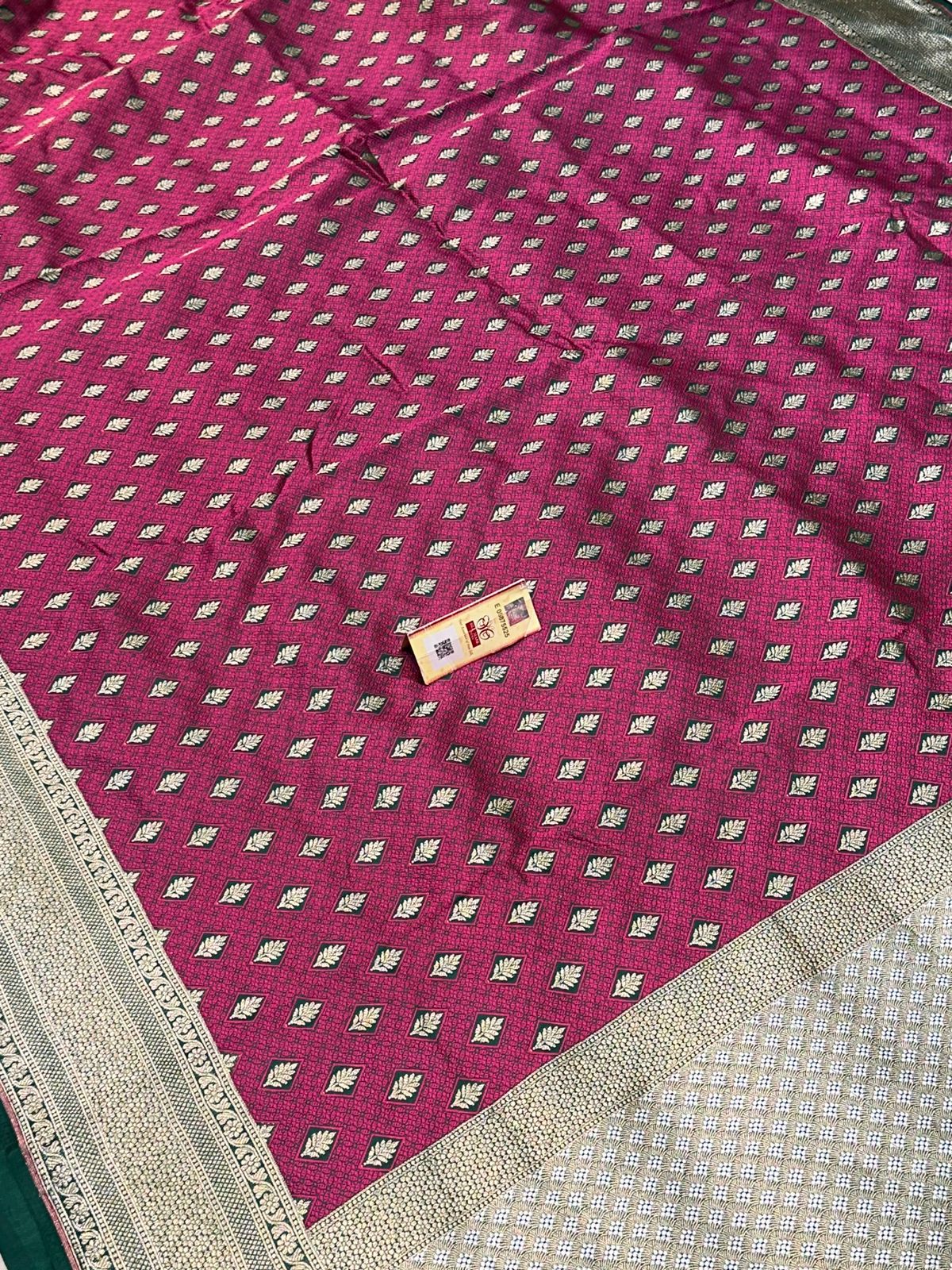 Banaras 100% Pure katan Silk Saree with allover Tanchui Resham Buti zari border