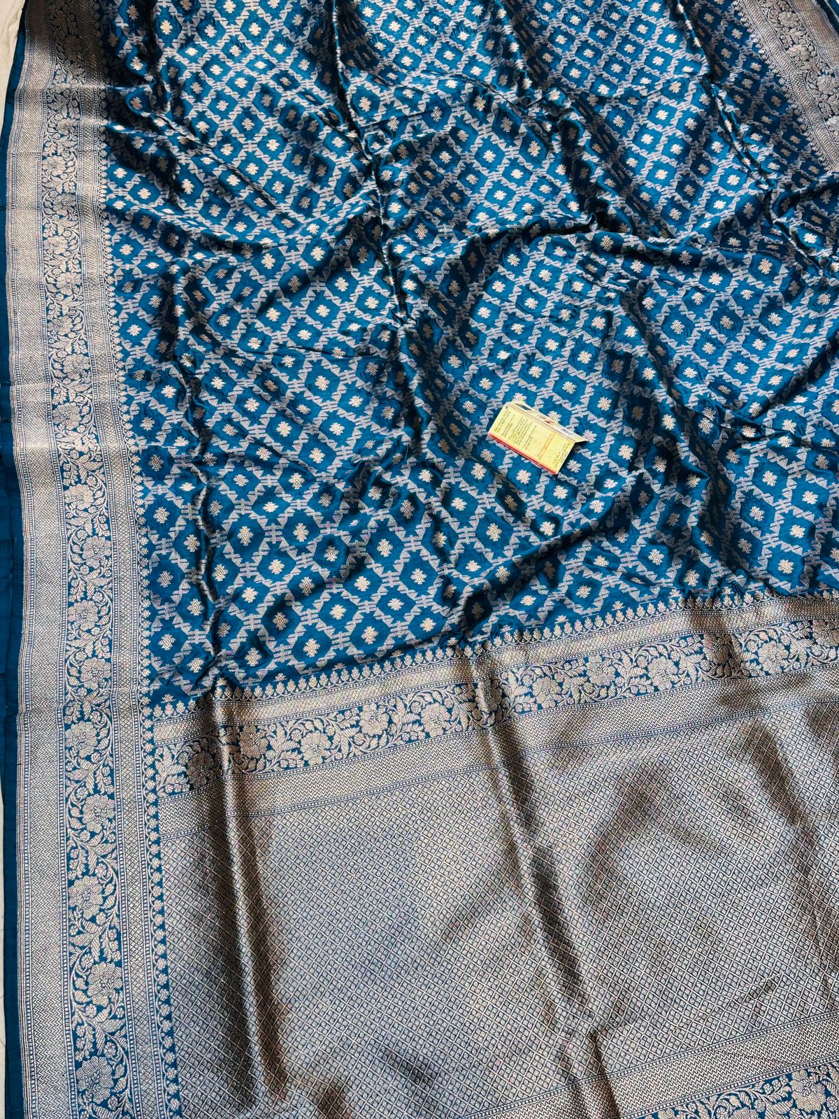 Banaras 100% Pure katan Silk Saree with allover zari weave Gharchola Design