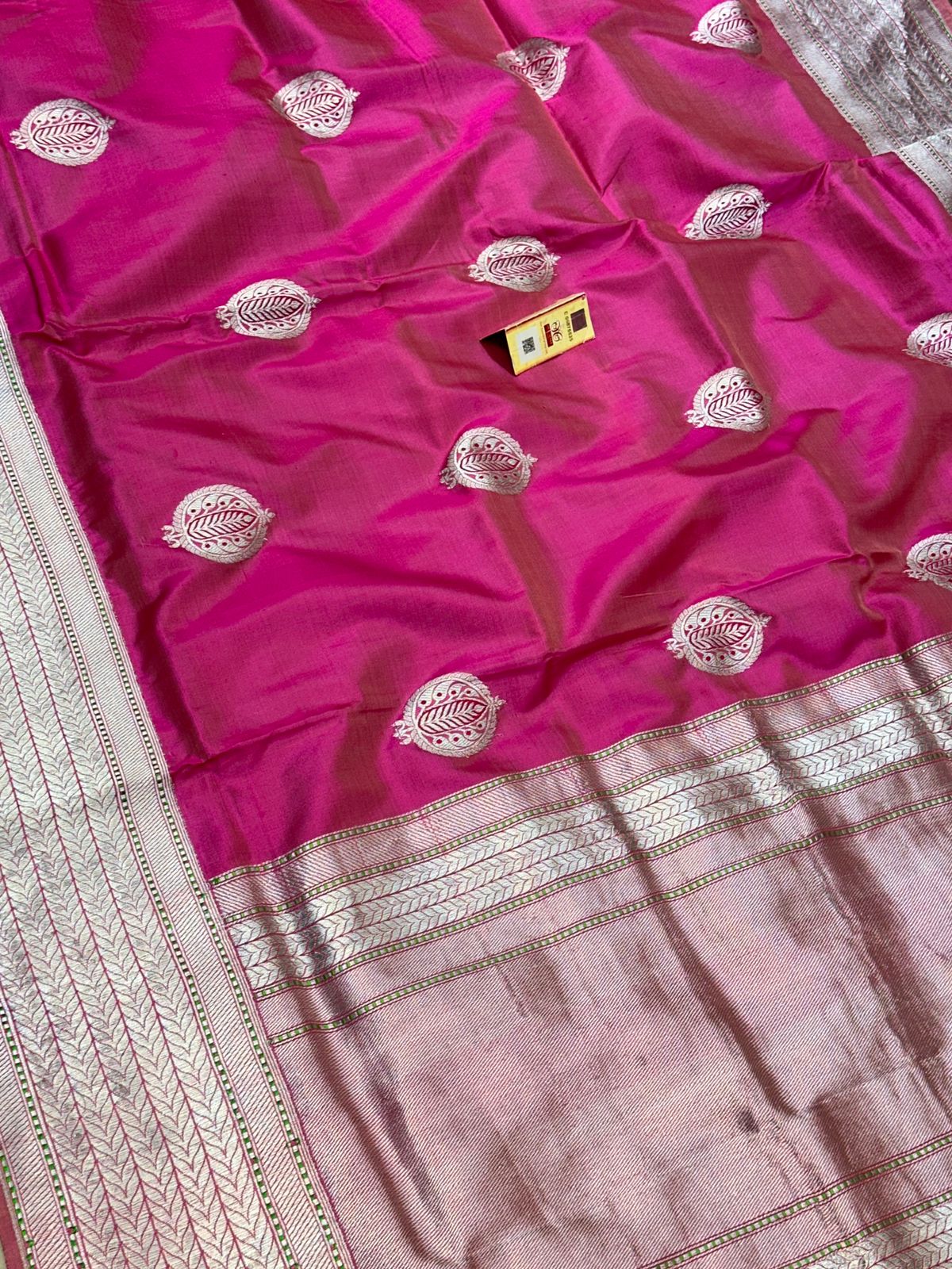 Banaras 100% Pure katan Kadua Silk Saree with allover Kadua Sona Roopa Buta Design