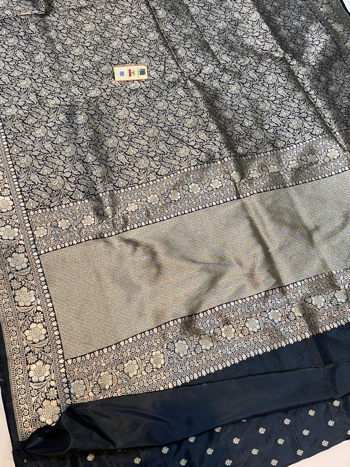 Banaras 100% Pure katan Tanchui Silk Saree with allover antique Zari Tanchui jaal