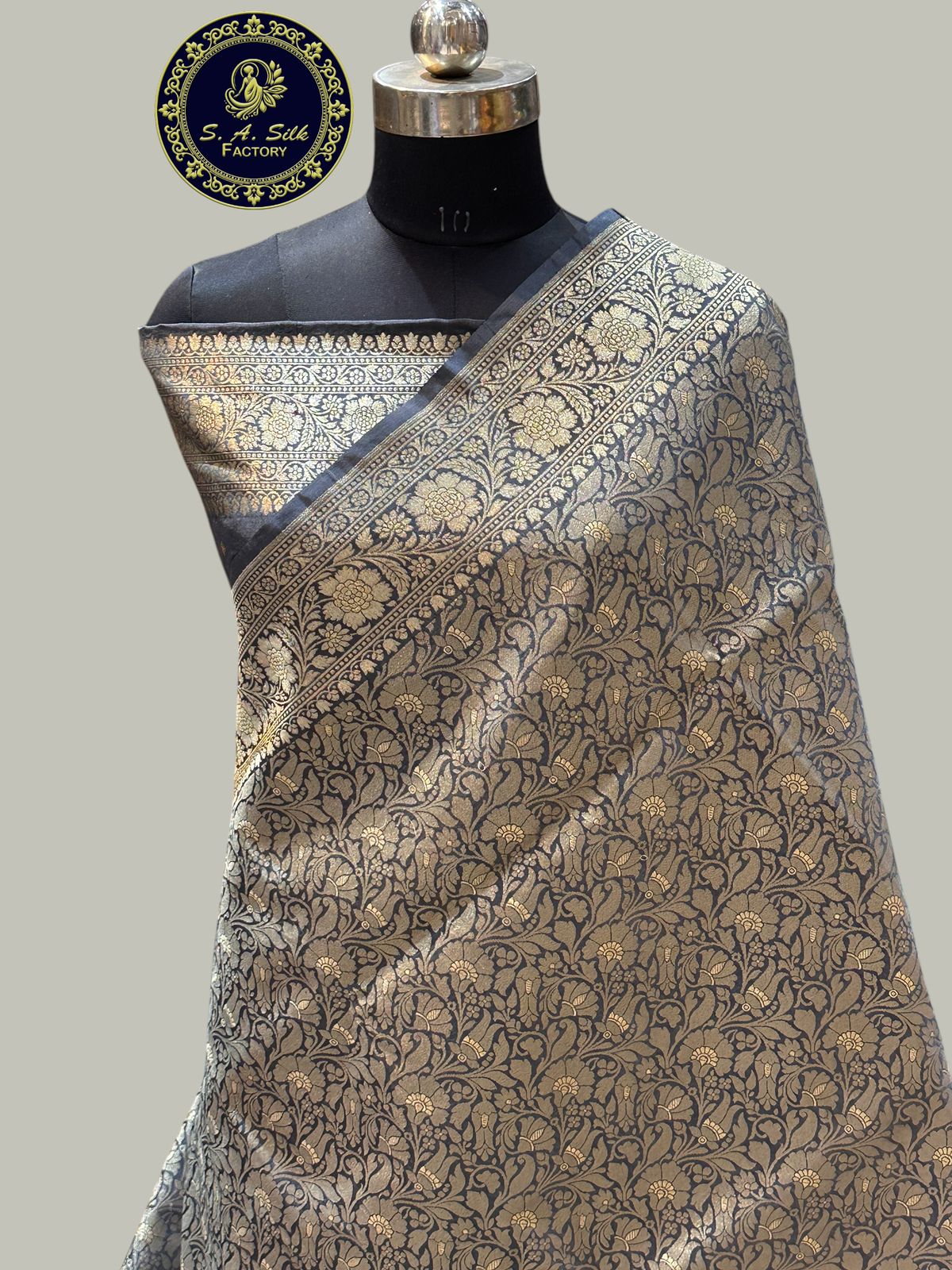 Banaras 100% Pure katan Tanchui Silk Saree with allover Silver Zari jaal weave