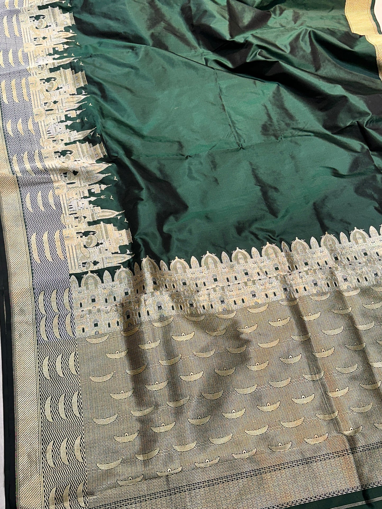 Banaras 100% Pure katan Premium Kadua Silk Saree with allover beautiful Banarasi Ghay design On full body