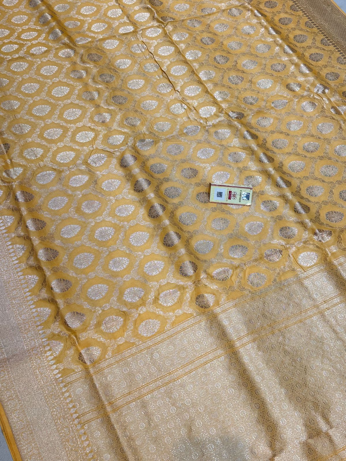 Banaras 100% Pure katan Silk Saree with allover zari weave Mina Buta Design (Sweet Lemon)