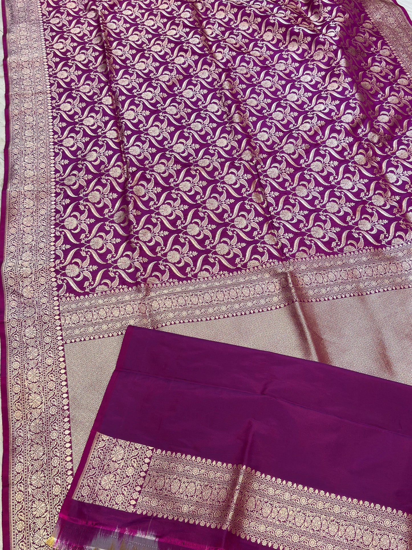 Banaras 100% Pure katan Silk Saree with allover beautiful jaal design On full body with water zari