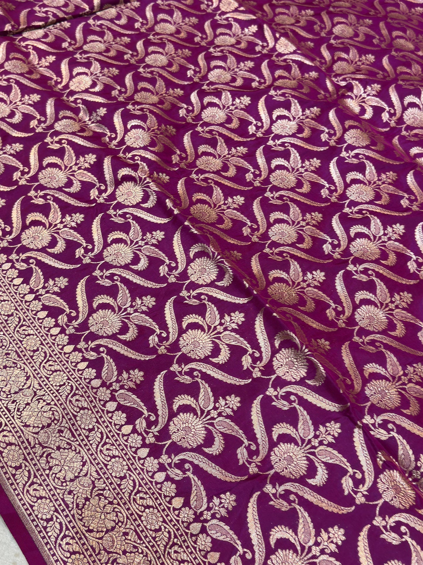 Banaras 100% Pure katan Silk Saree with allover beautiful jaal design On full body with water zari