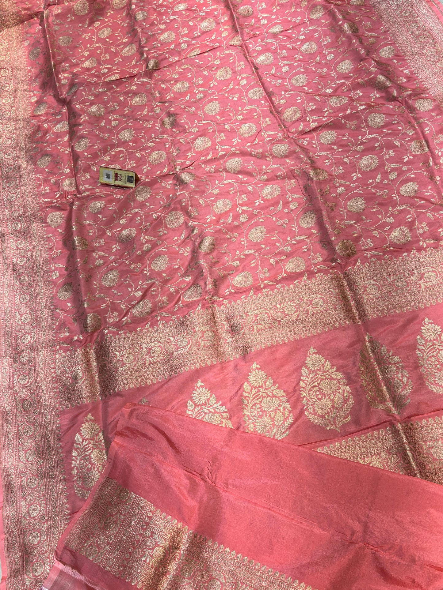 Banaras 100% Pure katan Silk Saree with allover beautiful jaal design On full body with water zari