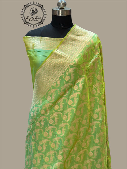 Banaras 100% Pure katan Silk Saree with allover beautiful jaal design On full body