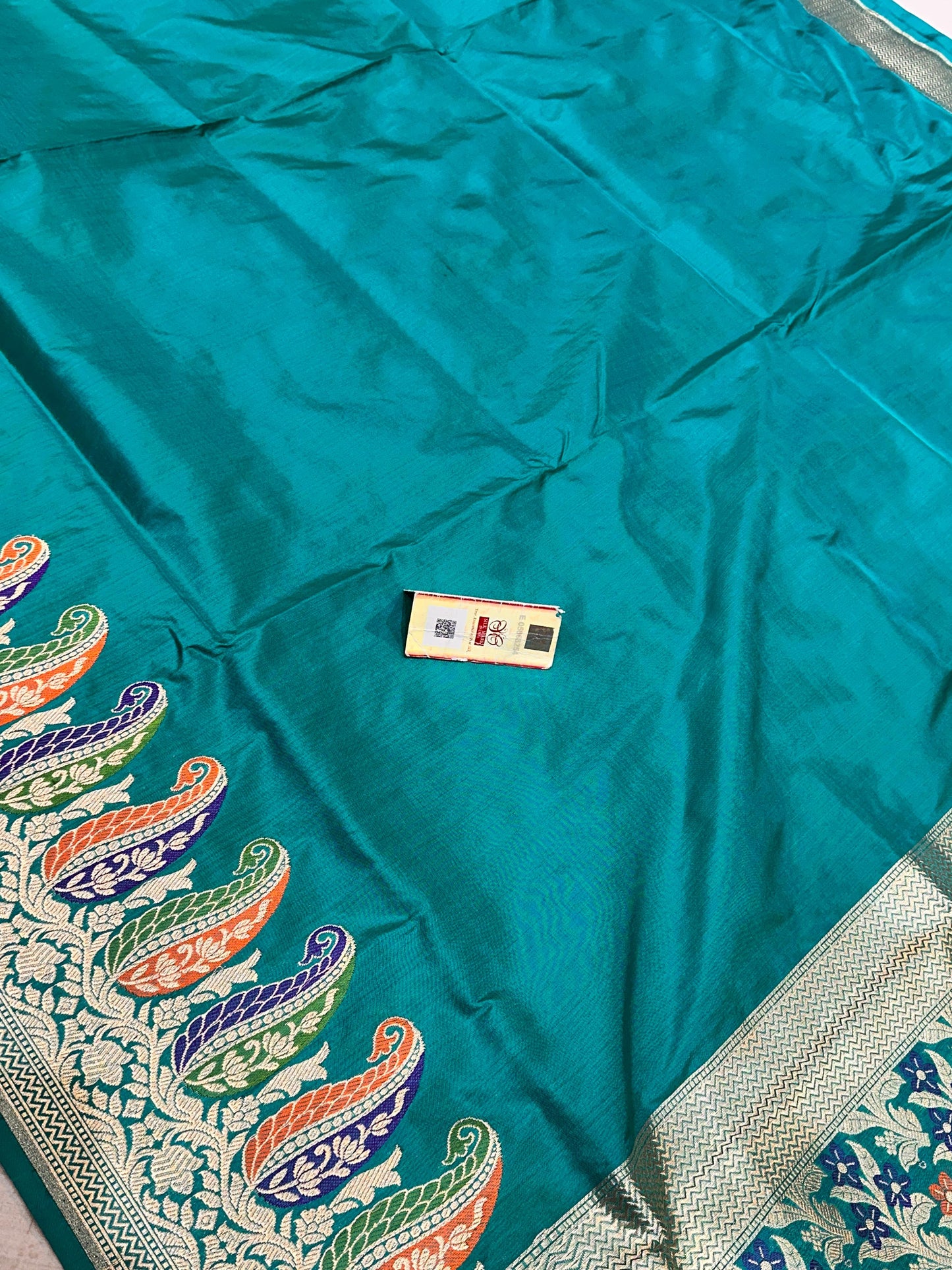 Banaras 100% Pure katan Silk Saree with allover plain full body with Water Zari colour of weave