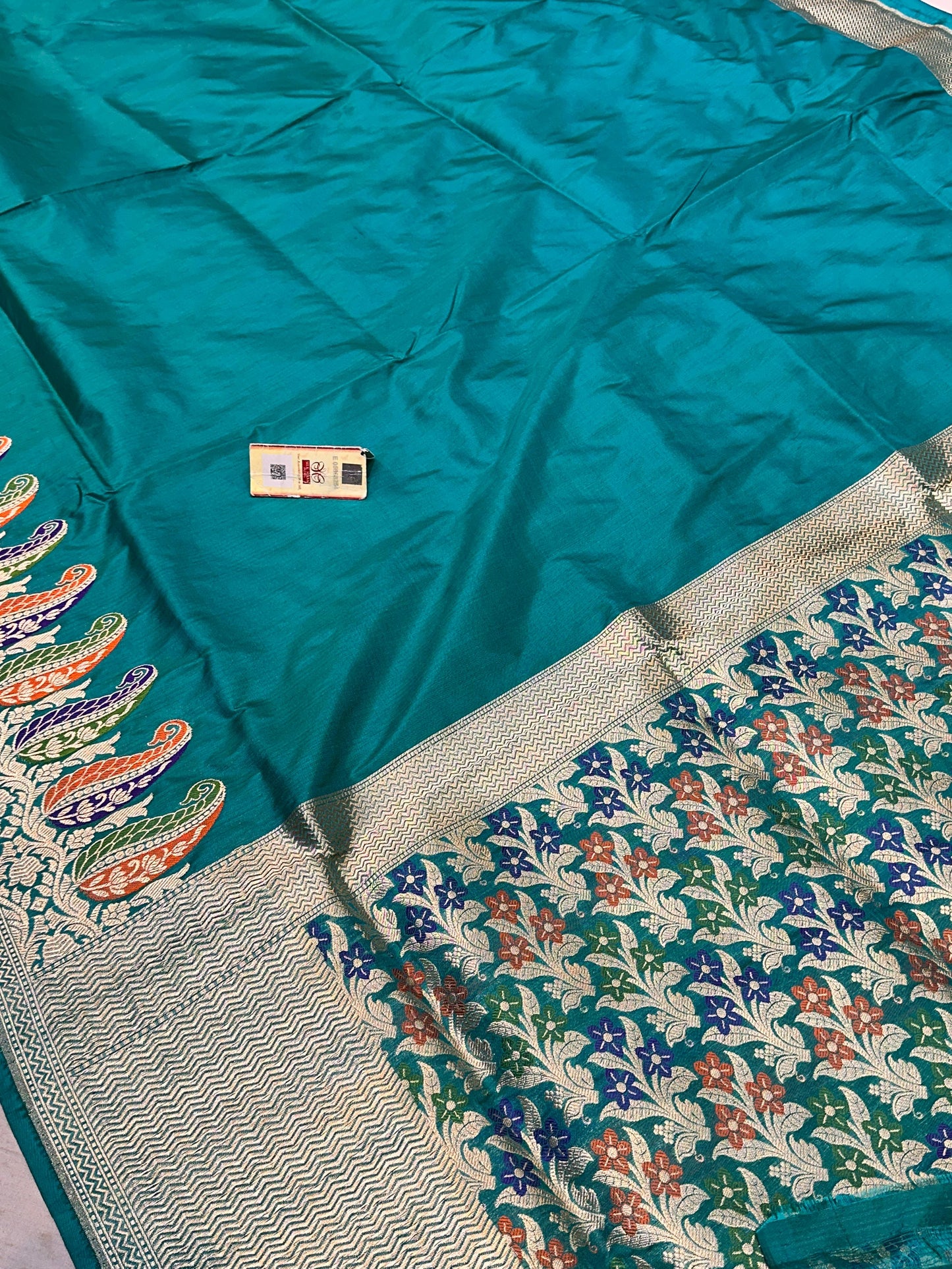 Banaras 100% Pure katan Silk Saree with allover plain full body with Water Zari colour of weave