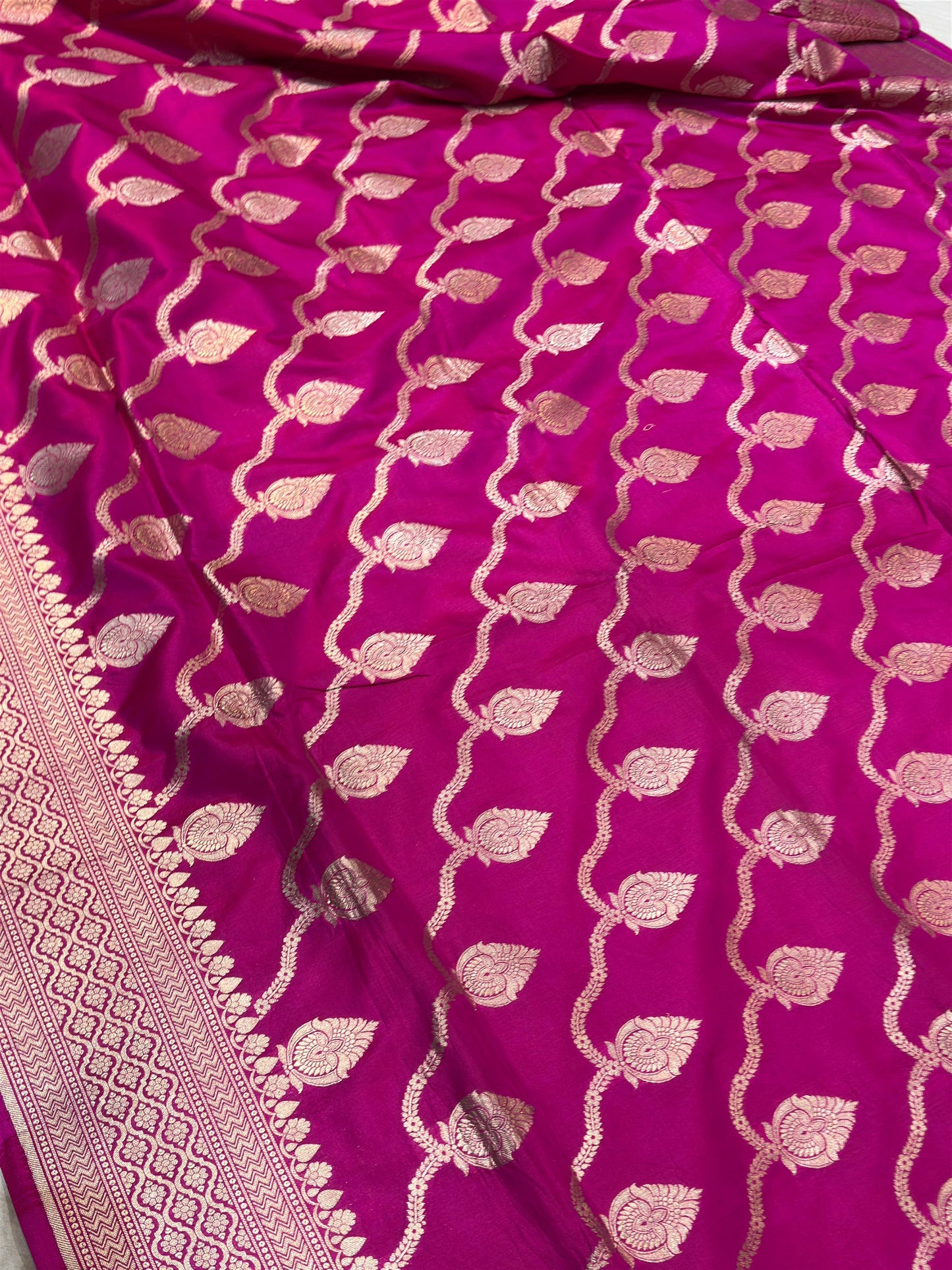 Banaras 100% Pure katan Silk Saree with allover beautiful ada Jaal
