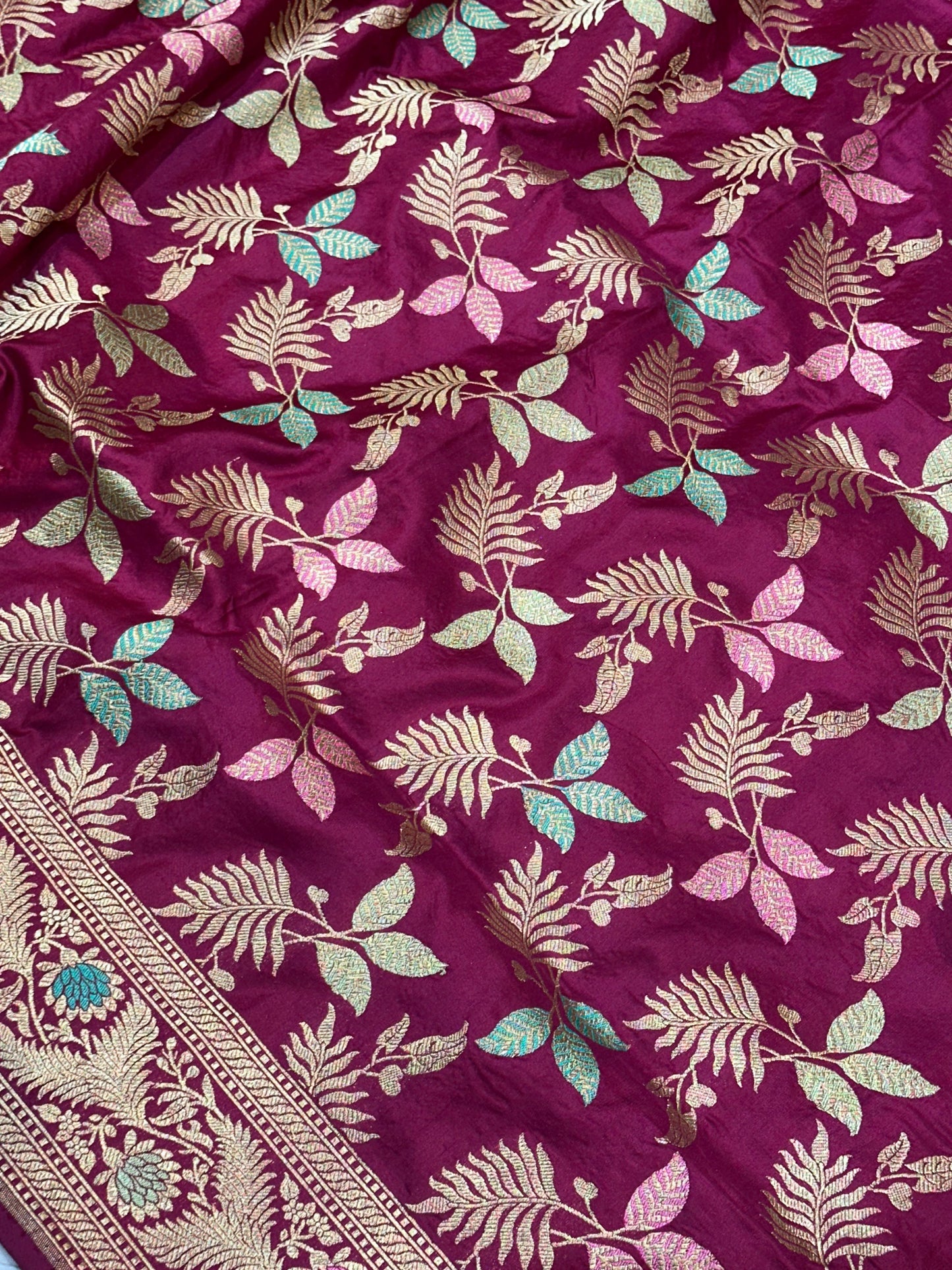Banaras 100% Pure katan Kadua Tilfi Premium Silk Saree with allover Kadua Minakari Tilfi Jaal weave