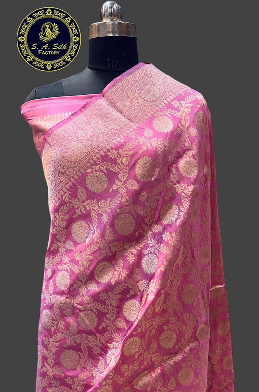 Banaras 100% Pure katan Silk Saree with allover beautiful jaal design On full body (Dual Peach)