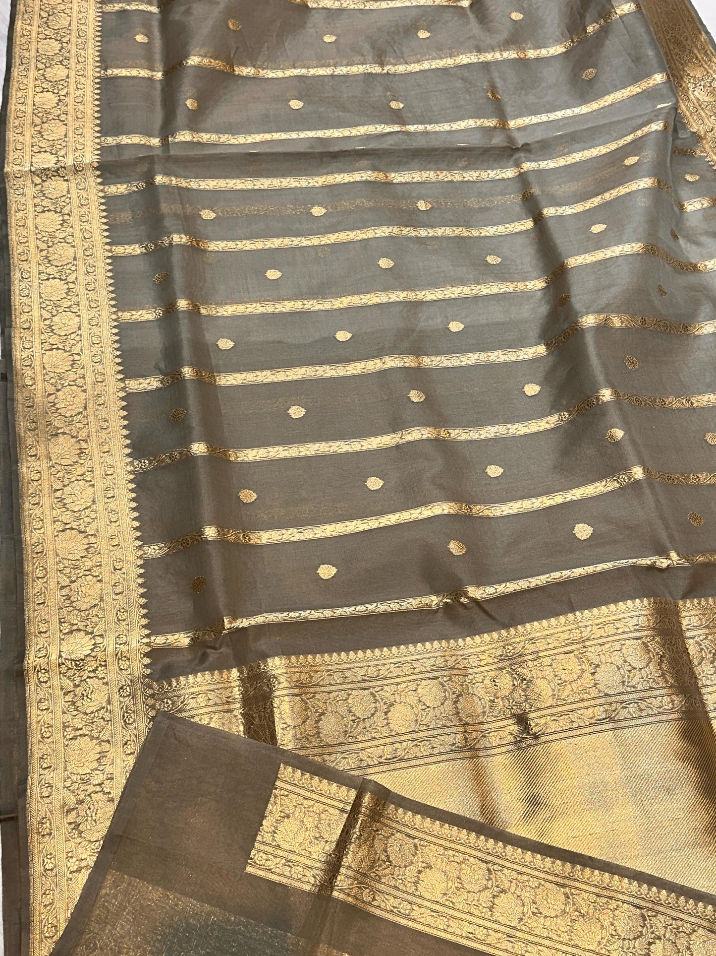 Banaras 100% pure kora organza silk Saree with premium real Zari silk saree with allover Weave Kadua (Dark Tasar)