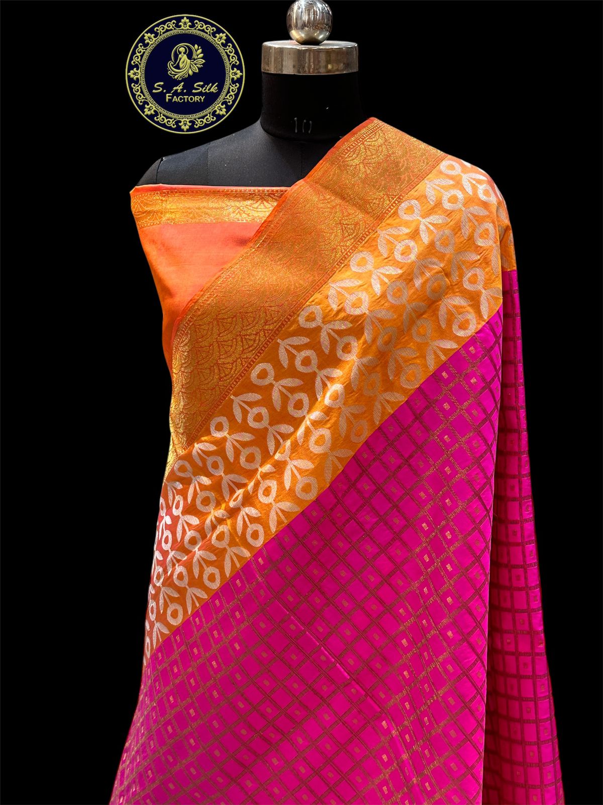 Banaras 100% Pure katan Silk Saree with allover Skirt border Gharchola jaal body with water zari colour