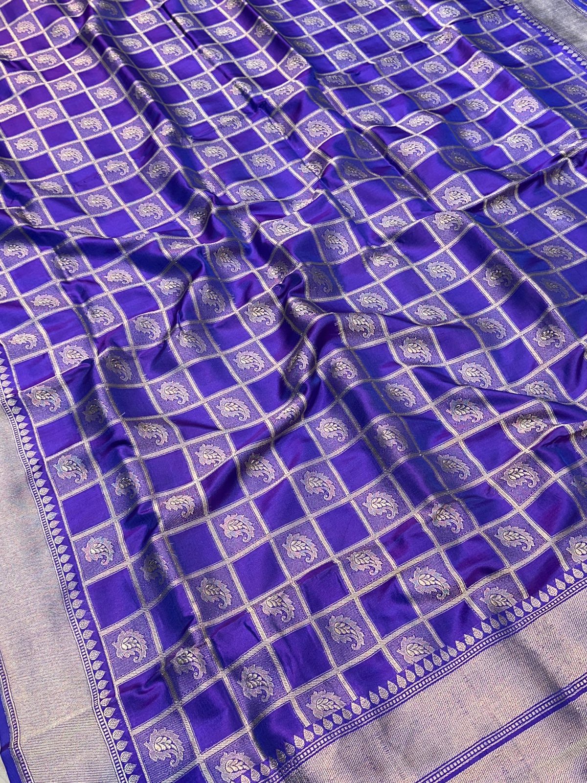 Banaras 100% Pure katan Gharchola Silk Saree with allover Reshami zari weave