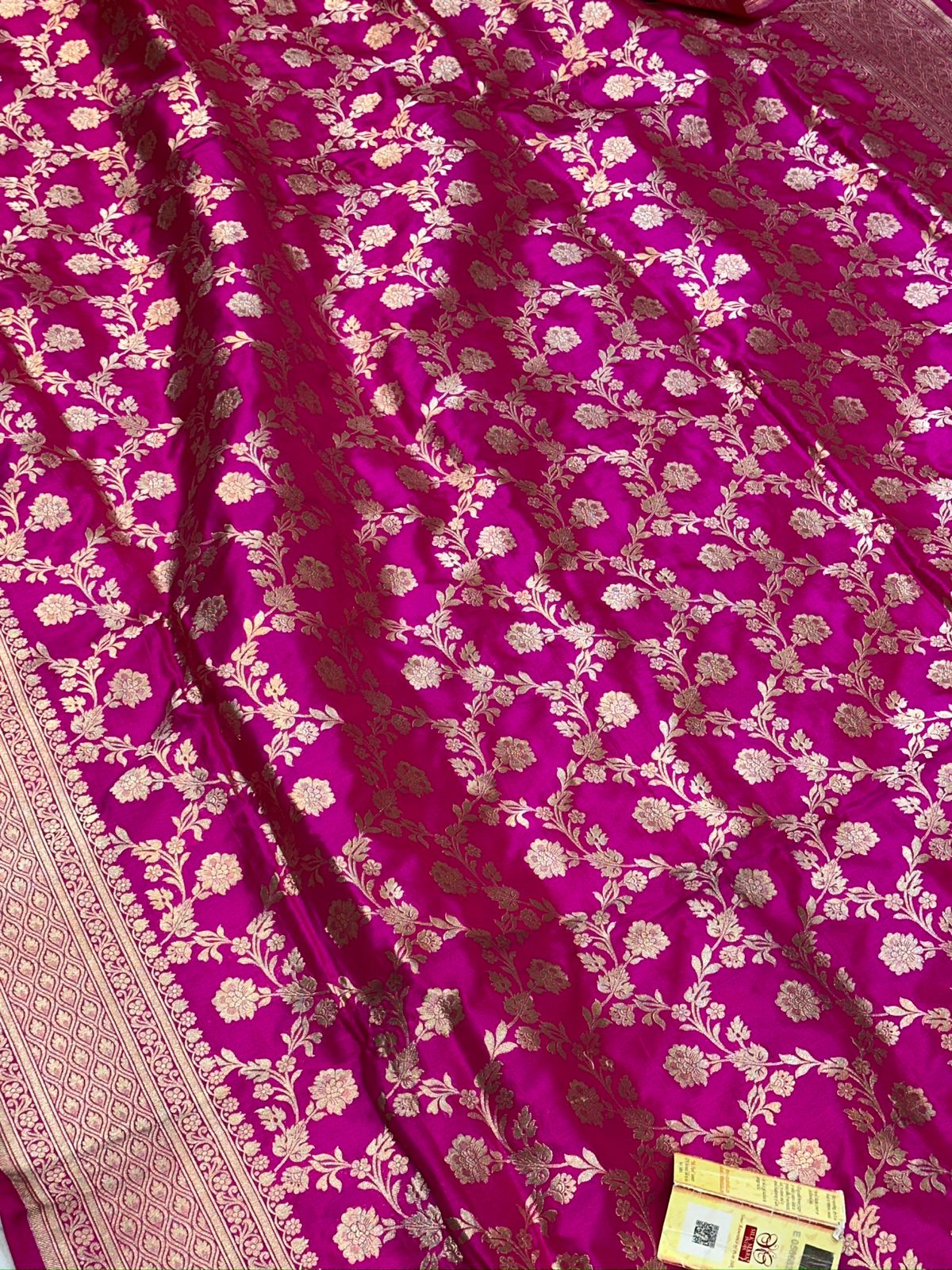 Banaras 100% Pure katan Silk Saree with allover jaal Design and Zari border