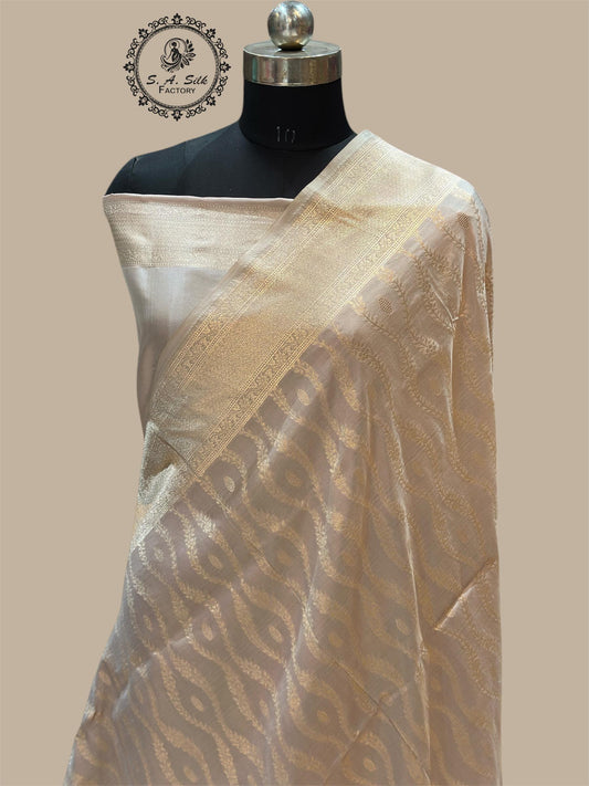 Banaras 100% Pure katan Silk Saree with allover beautiful Lehariya jaal design